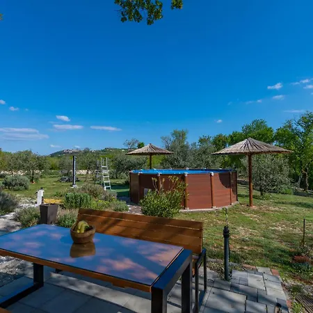 Vita, A Lush Romantic Retreat In A Private Forest * Vinez