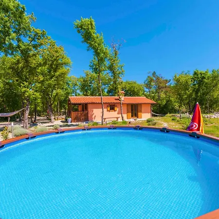 Vita, A Lush Romantic Retreat In A Private Forest * Vinež